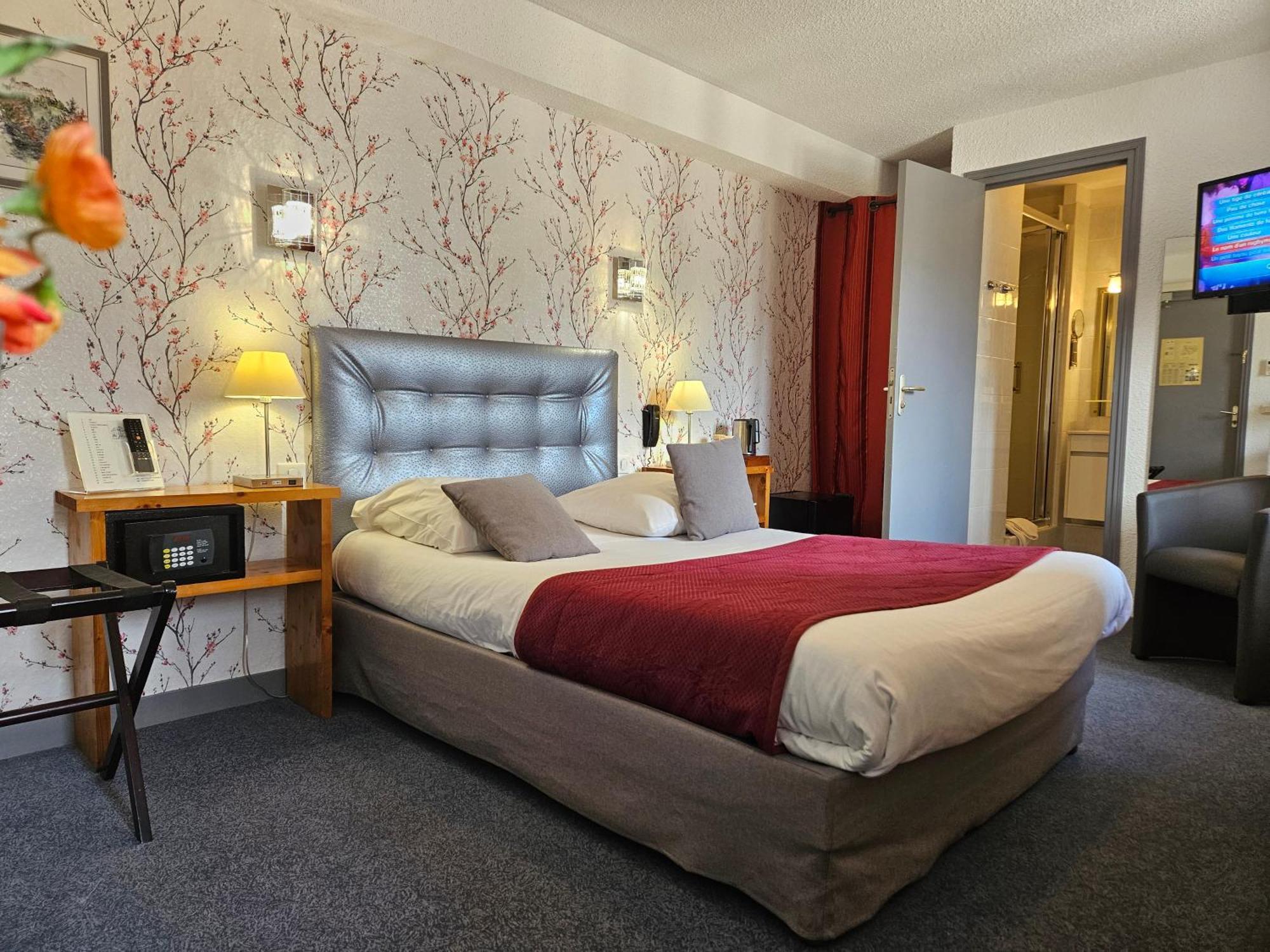 Le Val D'Amby Otel Hieres-Sur-Amby Dış mekan fotoğraf