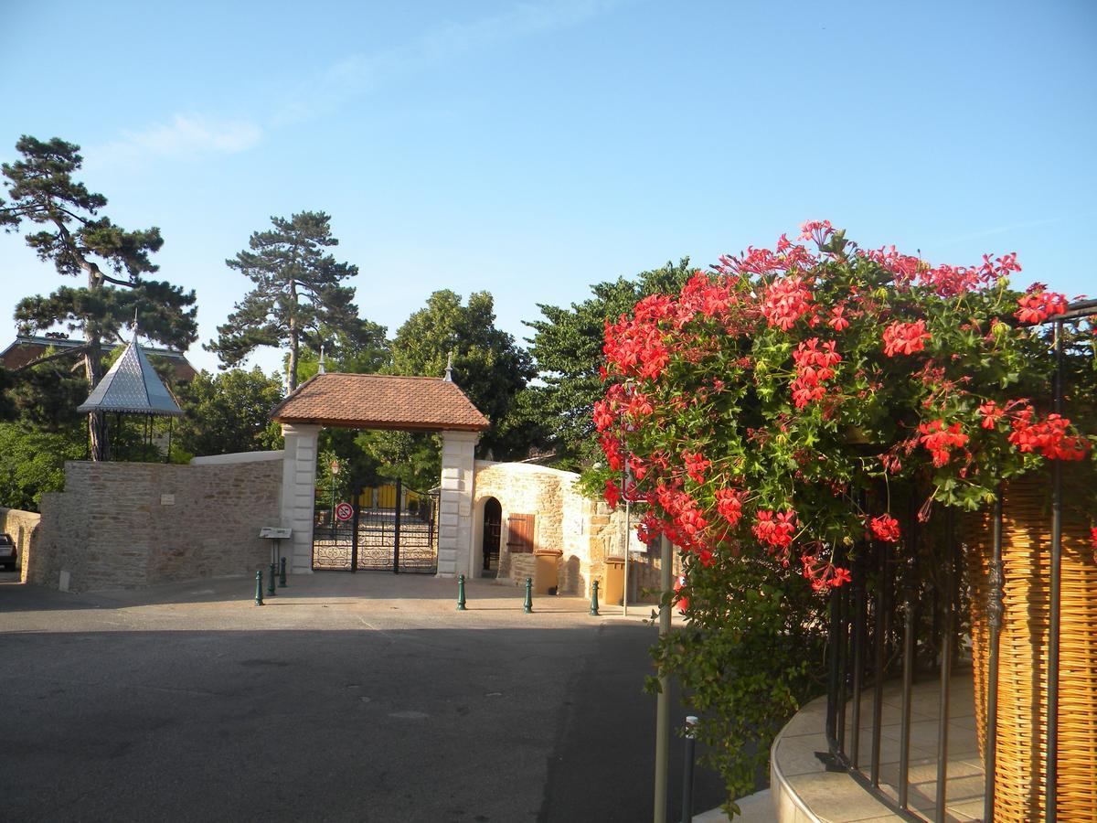 Le Val D'Amby Otel Hieres-Sur-Amby Dış mekan fotoğraf