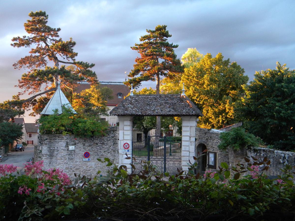 Le Val D'Amby Otel Hieres-Sur-Amby Dış mekan fotoğraf